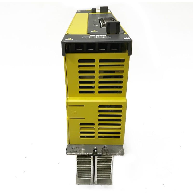 A06B-6121-H011 FANUC A06B-6121-H011 Servo Amplifier / Drive - Detail View | FANUC Servo Amplifier / Drive