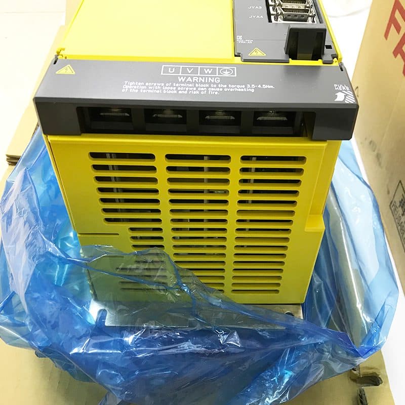 A06B-6142-H030 FANUC A06B-6142-H030 Servo Amplifier / Drive - Detail View | FANUC Servo Amplifier / Drive