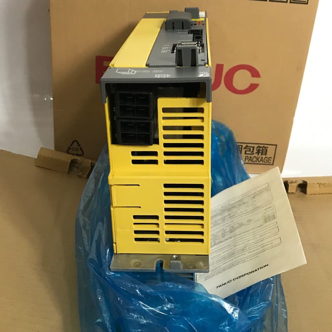 A06B-6117-H210 FANUC A06B-6117-H210 Servo Amplifier / Drive - Detail View | FANUC Servo Amplifier / Drive