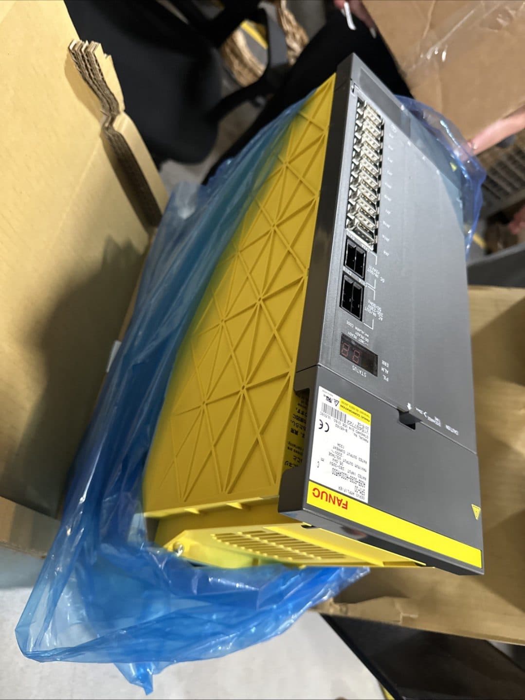 A06B-6088-H330#H500 FANUC A06B-6088-H330#H500 Servo Amplifier / Drive - Detail View | FANUC Servo Amplifier / Drive