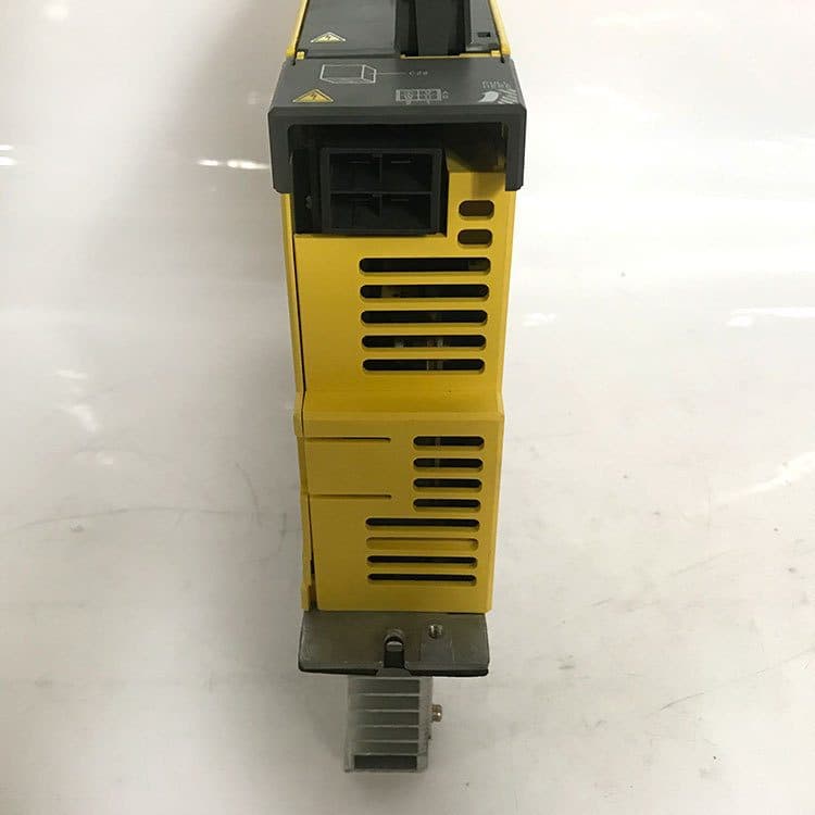 FANUC A06B-6114-H106 Servo Amplifier / Drive - A06B-6114-H106 | Professional FANUC Servo Amplifier / Drive Part | In Stock at Vibocnc