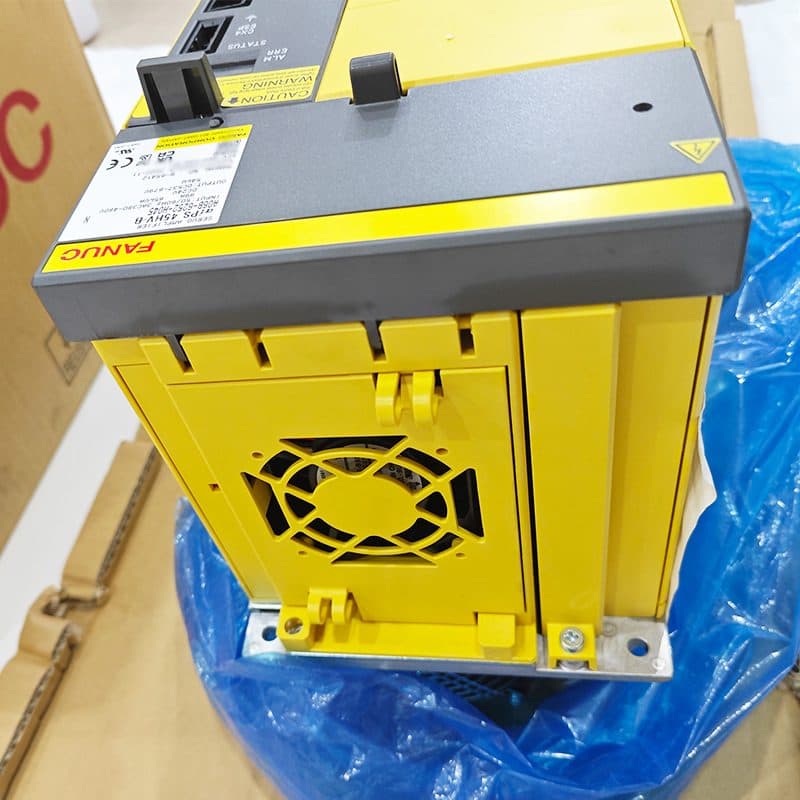 A06B-6252-H045 FANUC A06B-6252-H045 Servo Amplifier / Drive - Detail View | FANUC Servo Amplifier / Drive