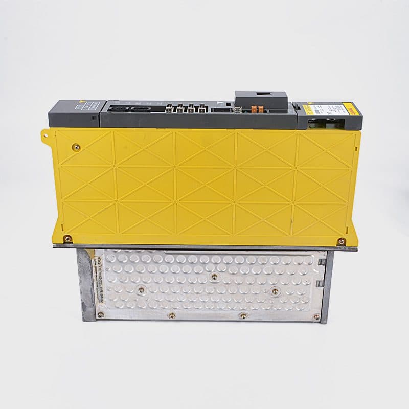 A06B-6079-H105 FANUC A06B-6079-H105 Servo Amplifier / Drive - Detail View | FANUC Servo Amplifier / Drive