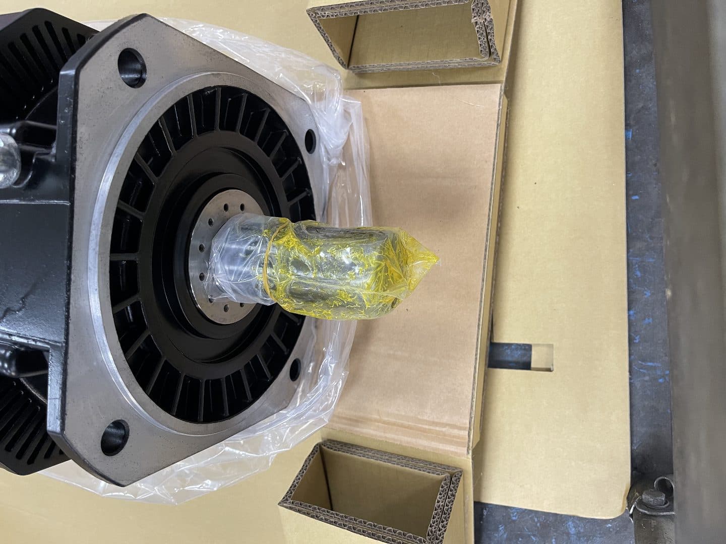 A06B-1479-B133#0121 FANUC A06B-1479-B133#0121 Spindle Motor - View 3 | CNC Spare Part