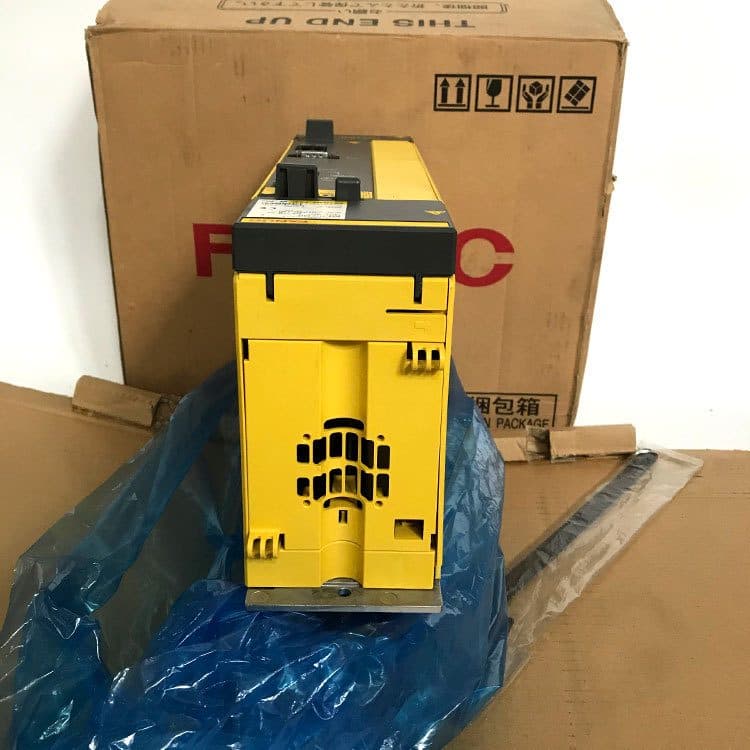 A06B-6110-H015 FANUC A06B-6110-H015 Servo Amplifier / Drive - Detail View | FANUC Servo Amplifier / Drive