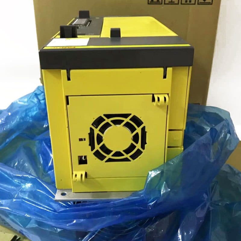 A06B-6110-H030 FANUC A06B-6110-H030 Servo Amplifier / Drive - Detail View | FANUC Servo Amplifier / Drive