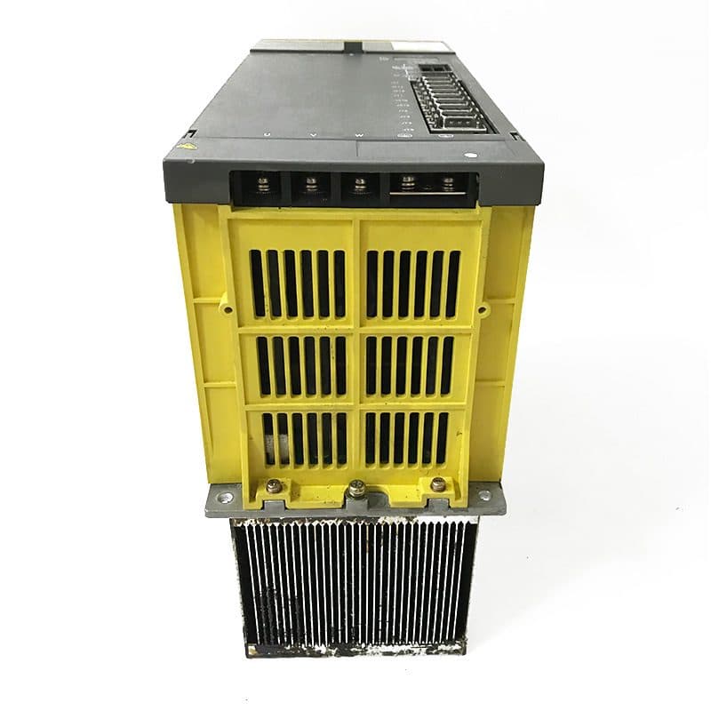 A06B-6102-H226#H520 FANUC A06B-6102-H226#H520 Servo Amplifier / Drive - Detail View | FANUC Servo Amplifier / Drive