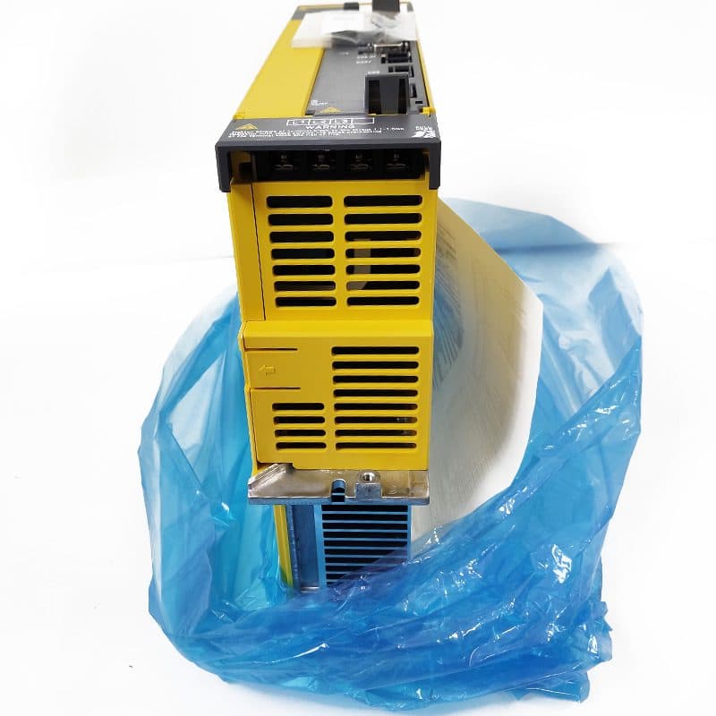 A06B-6200-H015 FANUC A06B-6200-H015 Servo Amplifier / Drive - Detail View | FANUC Servo Amplifier / Drive